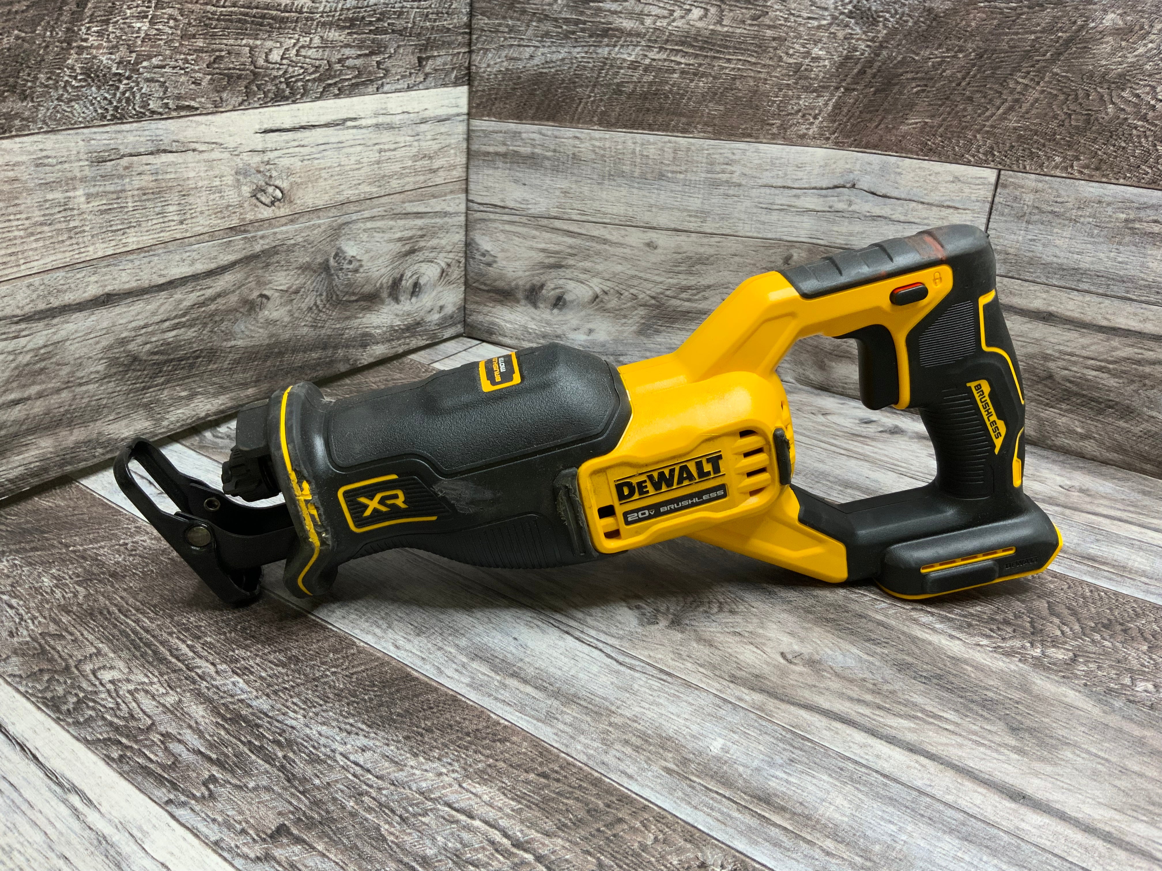 DEWALT 20V MAX XR Reciprocating Saw, Cordless (TOOL ONLY-DCS382B) (8151749525742)